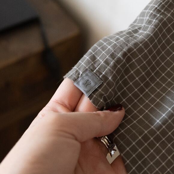 Lululemon Grid Light Short Sleeve Polo Shirt - Picture 3 of 5